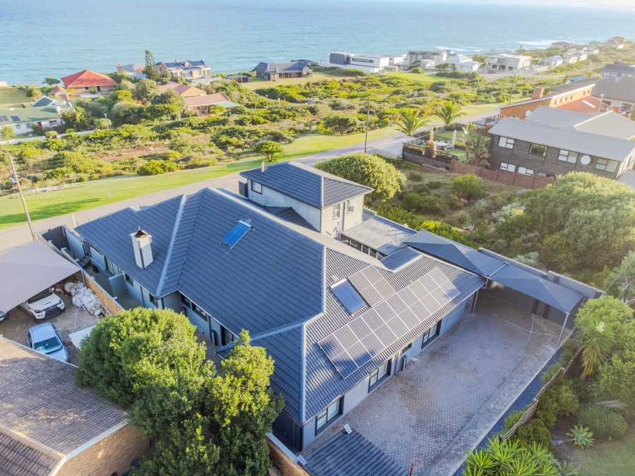 6 Bedroom Property for Sale in Reebok Western Cape